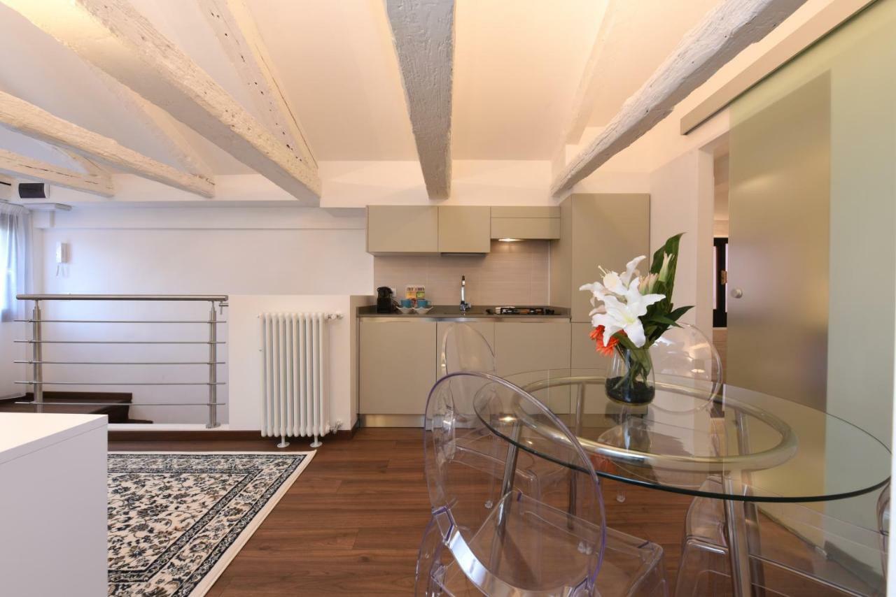Sweet Apartment Frari Venezia Eksteriør bilde